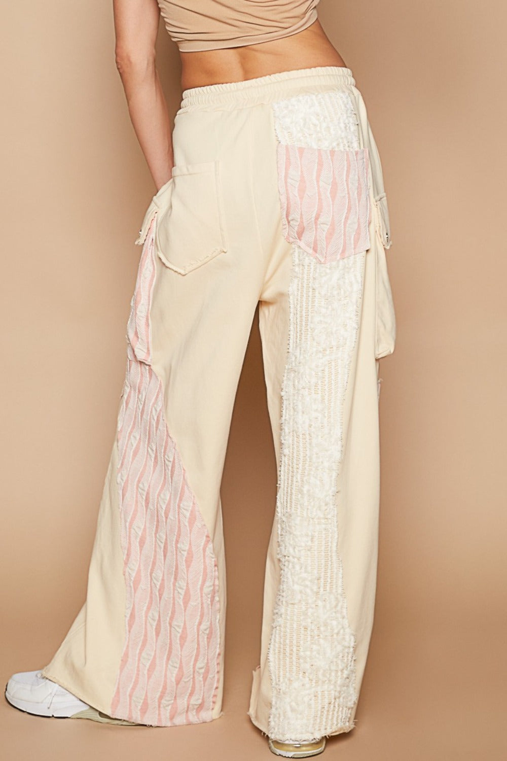 Crochet Contrast Pocket Wide Leg Pants