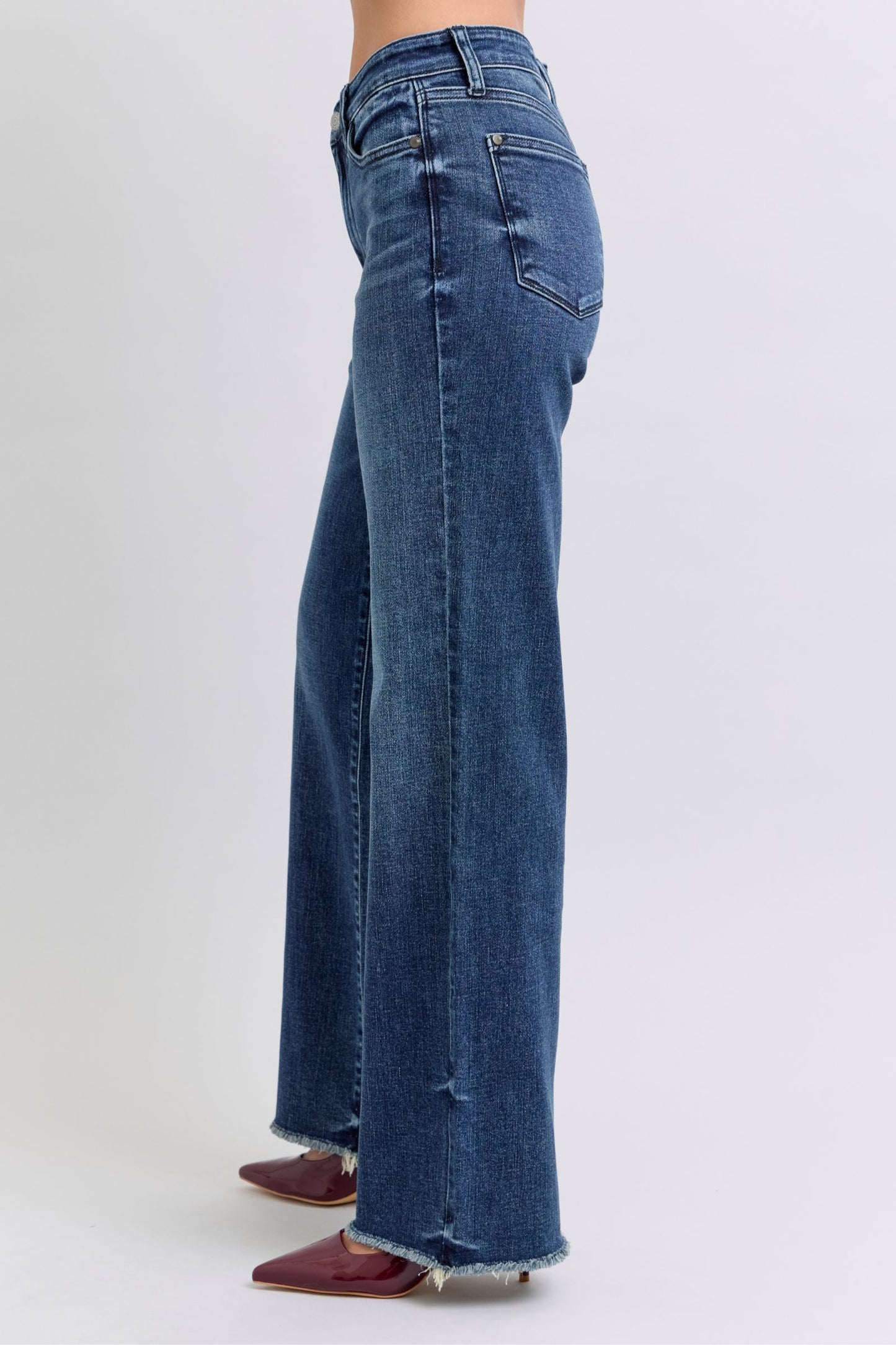 Cotten Blend Raw Hem Mid Rise Straight Denim Pant